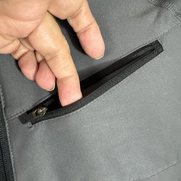 Obermeyer Men's M Flex 1/4 Zip Baselayer Knit Pullover Shirt Gray NWT - Picture 4 of 16